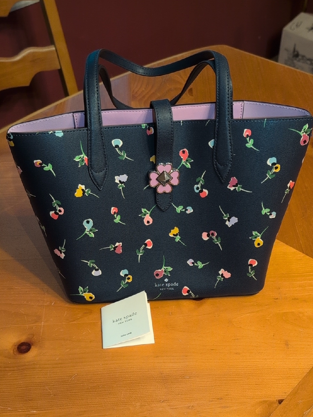 Kate Spade navy floral tote 🌷